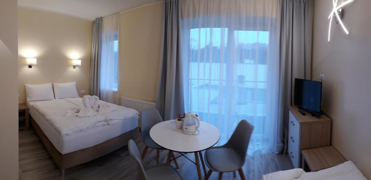 Апарт-отели Hotel Lazur Apartamenty Свиноуйсьце-41